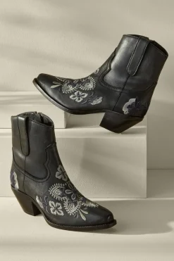 Soft Surroundings Diba True Cainsville Embroidered Bootie| Shoes
