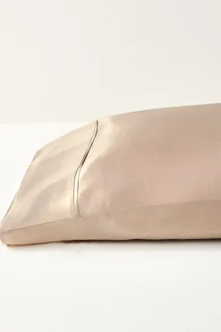 Soft Surroundings Dreamy Silk Pillowcase| Bedding