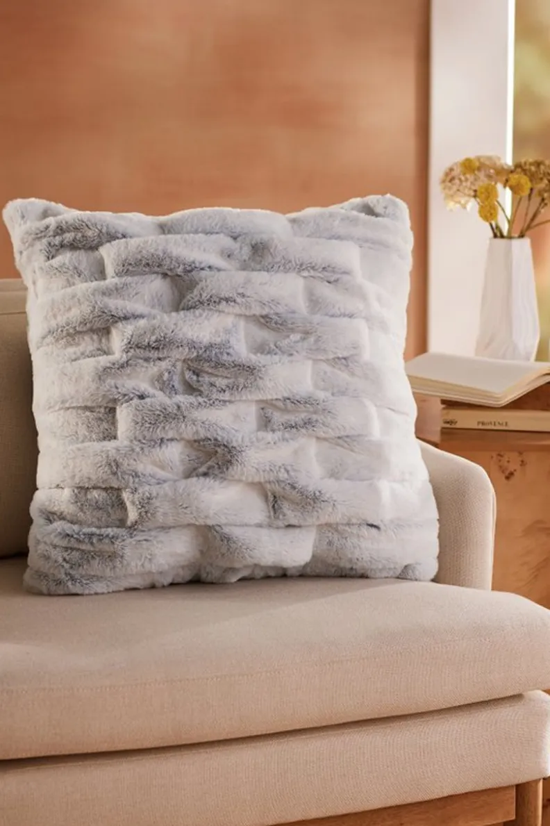 Soft Surroundings La Parisienne Faux Fur Pillow| Bedding|Bedding Essentials
