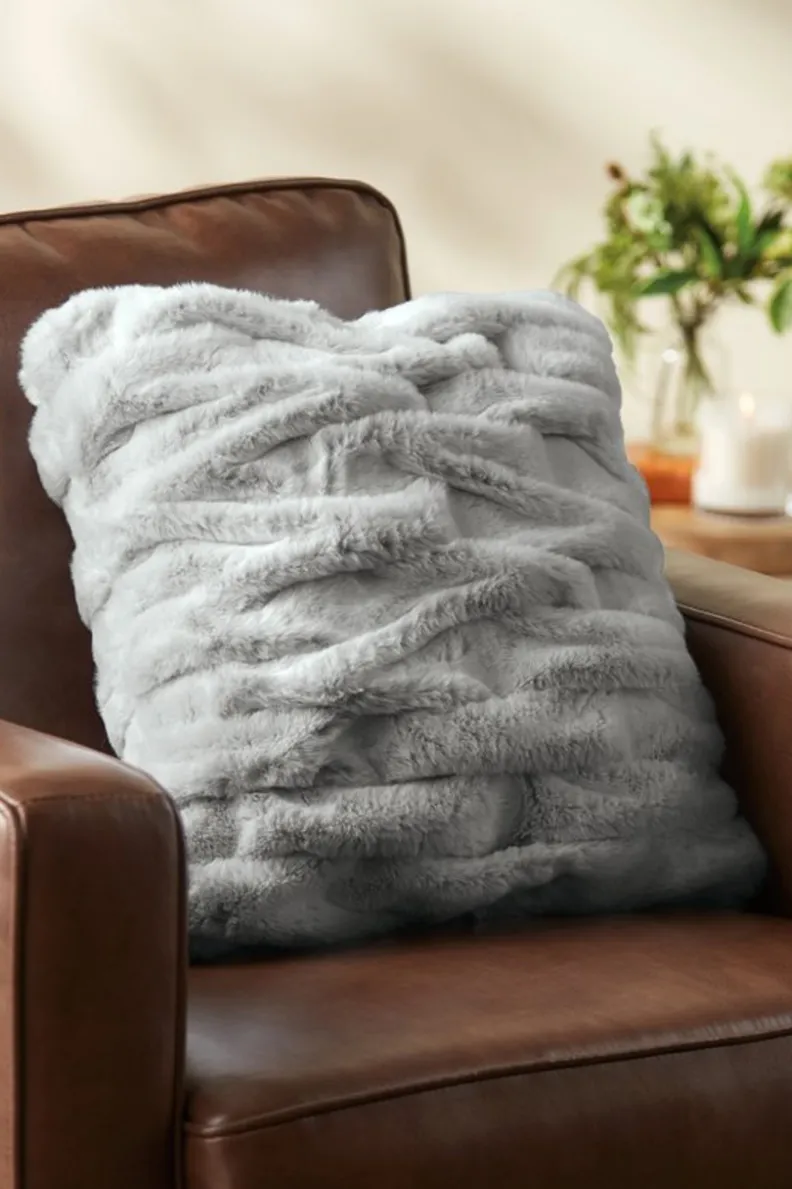 Soft Surroundings La Parisienne Faux Fur Pillow| Bedding|Bedding Essentials