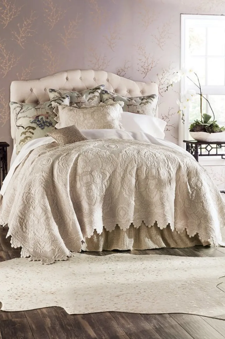 Soft Surroundings Marguerite Scalloped Quilt| Bedding|Bedding Collections