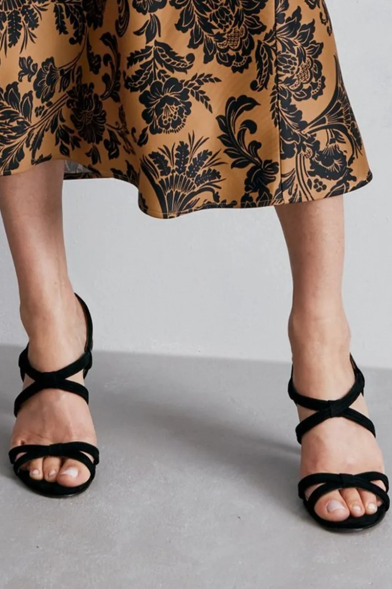 Soft Surroundings Pelle Moda Wayve Strappy Sandal| Shoes