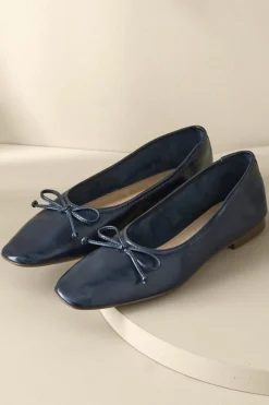 Soft Surroundings Schutz Arissa Bow Ballet Flat| Shoes