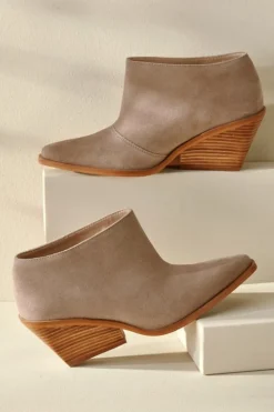 Soft Surroundings Seychelles Sedona Seamed Bootie| Shoes