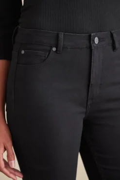 Soft Surroundings Ultimate Denim Straight Leg Jeans| Jeans